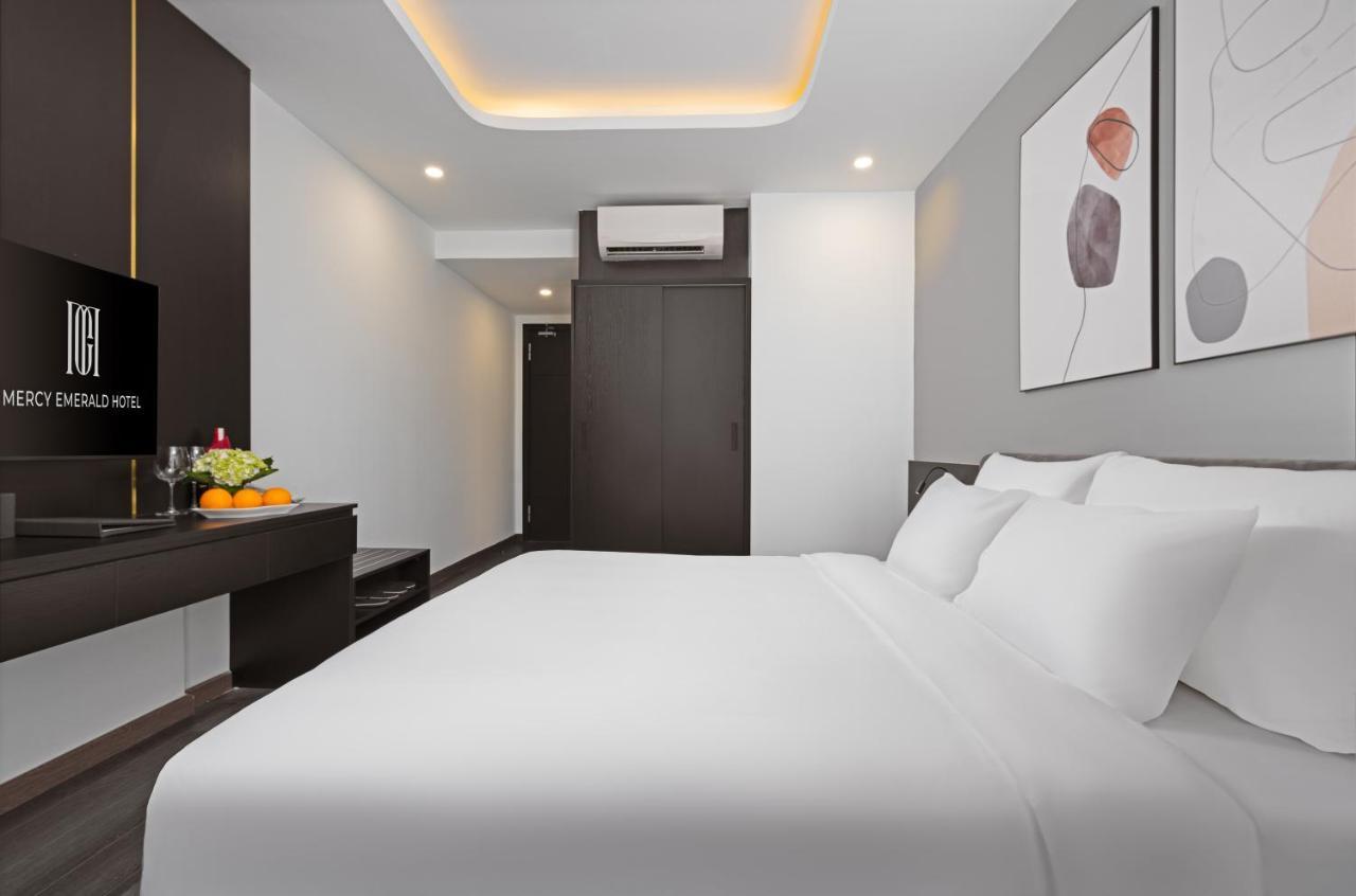 Mercy Emerald Hotel Đà Nẵng Exterior foto