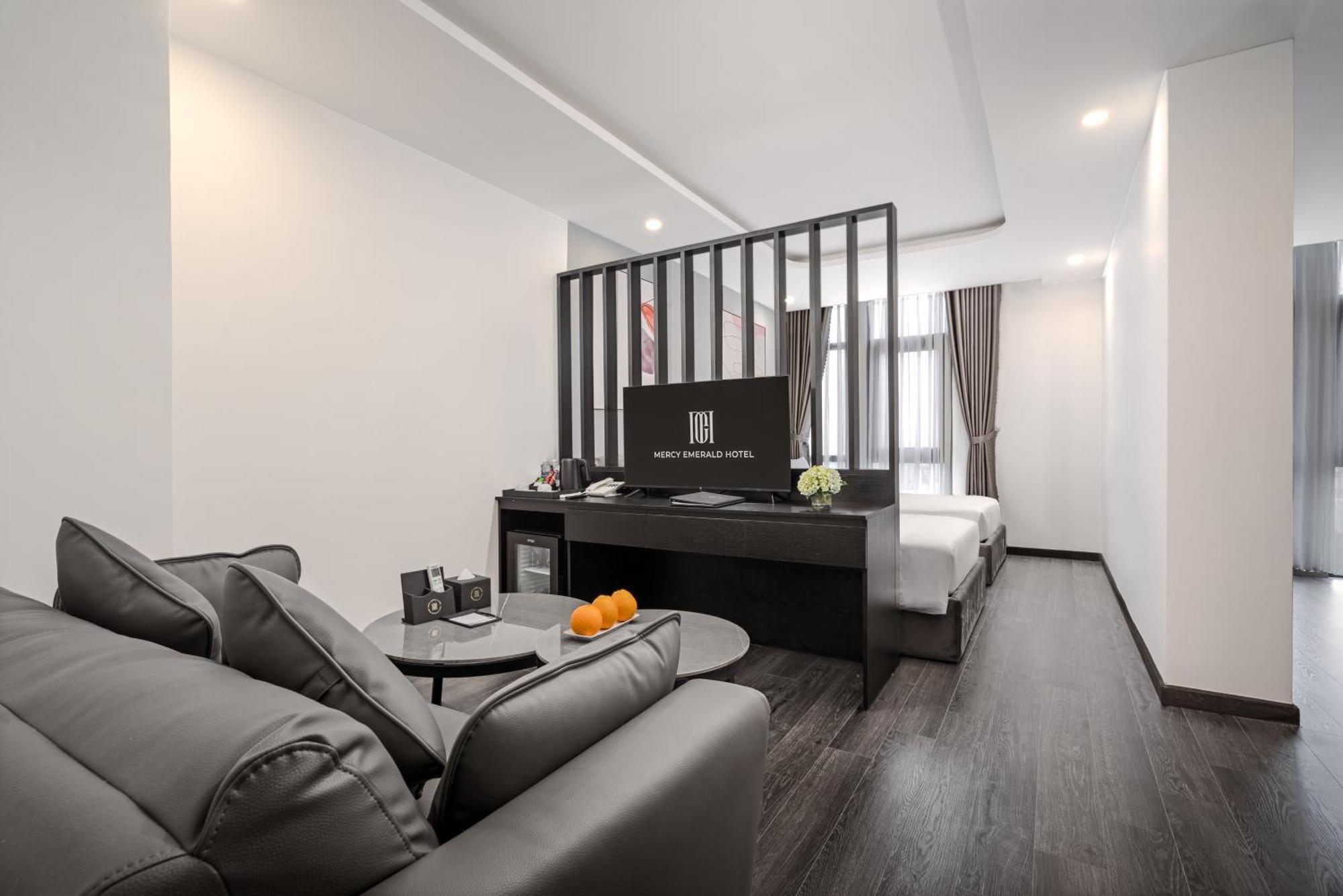 Mercy Emerald Hotel Đà Nẵng Exterior foto